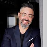 2900+ профилей по запросу «Shein»