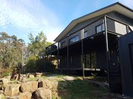 shipping container homes & buildings