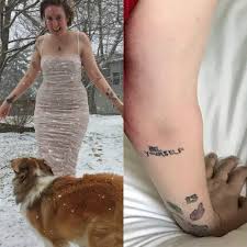 This picture is a couple months old so it is fully healed now. Lena Dunham S 24 Tattoos Meanings Steal Her Style Page 2