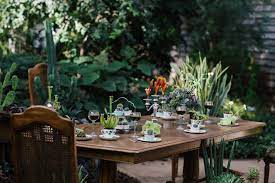 Buy serene motif table cover, designer dining room table covers online from saavra.com &give a classy and spacious vibe to your dining arrangements. 4 Best Clear Plastic Table Covers Protective Stylish Picnic Tale