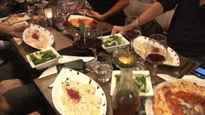 Un Petit Restaurant Italien Pour Une Super Soiree Entre Amis A La Brasserie Italienne A Paris Http Www Restovi Menu Gastronomique Restaurant Gastronomie