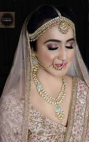 The bengali bridal makeup with bold kohl eyes is very distinctive from south indian elegant classy makeup. 45 Ideas Makeup Bridal Indian Necklaces For 2019 Indian Wedding Makeup Indian Bridal Makeup Bridal Makeup Wedding
