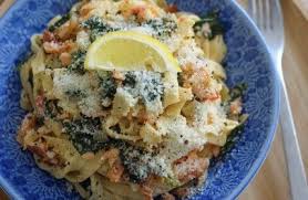 Tagliatelles Au Saumon Fume Aux Epinards Et Au Citron Cuisinons En Couleurs Recette Tagliatelle Au Saumon Fume Tagliatelles Au Saumon Recette Pate Saumon Fume