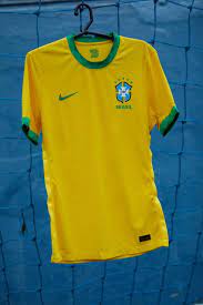 Acheter maillot bresil pas cher. Nike Lance Les Nouveaux Maillots 2021 Du Bresil Footsilo