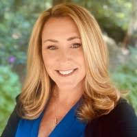 Janet Ham's Instagram, Twitter & Facebook