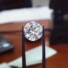 Other factors also affect a diamond's value, although these factors (the 4 cs) are the biggest. Buy One Carat Of Diamond Is Equal To With A Reserve Price Up To 63 Off
