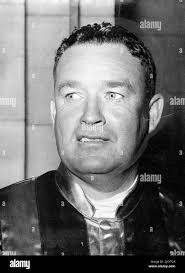 Picken hi-res stock photography and images