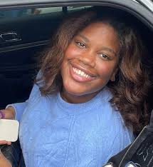 This morning we will be have a joint takeover from Ben and Ebby. Ben is  from California and Nashville. When he isn't studying he likes outdoor  activities like hiking,camping and sports. You