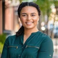 Sabrina Newton's Instagram, Twitter & Facebook