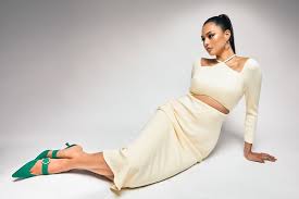 This permanent life insurance option offers flexibility and the potential to build cash value, but it may not be right for you. 5 Facts About Anchilee Scott Kemmis Miss Universe Thailand 2021