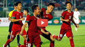 Link live streaming yang tersedia akan aktif dan dapat diakses tepat saat sepak mula dilakukan, yakni pukul 17.00 wib. Live Streaming Indonesia Vs Thailand U 19 Babak Ke 2 Skor 1 0 Nonton Di Sini Lancar Tanpa Diacak Tribun Timur