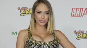 Muere la actriz porno Kagney Linn Karter a los 36 años de edad