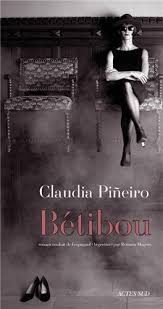Es escritora, dramaturga, guionista de tv y colaboradora de distintos medios gráficos. Betibu Von Claudia Pineiro