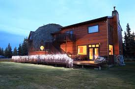 Typically intimate, authentic and loaded with charm, as might be expected of the british capital, the city's best properties are teeming with history, beautifully designed and consistently popular. The Best B B In Every Us State And Dc Loveexploring Com