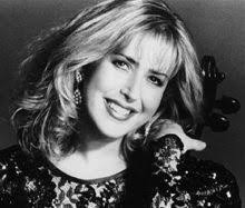 Sara Sant'Ambrogio Songs, Albums, Reviews, Bio...