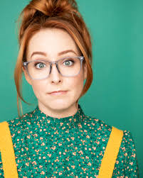 Elle Taylor's Instagram, Twitter & Facebook