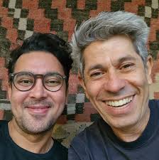 Café com letras e imagens. Com o amado amigo e ilustrador Bill Borges. E  vocês tem dúvidas de que nós falamos de livros? O tempo todo! A propósito,  o Bill Borges tem