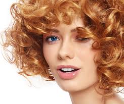 Fashionable hairstyles for New Year's Eve 2022