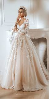 Beige ist ein klassiker der casual wear und hosen für damen in dieser natürlichen farbe sind mal leger, mal elegant. Disney Brautkleider Ballkleid Mit Langen Armeln Lace Floral Beige Fur Belle Auroracouture Von Peachgirldress Armeln Ballk Braut Kleider Hochzeit Brautkleid