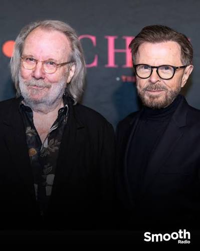 ABBA's Benny Andersson and Björn Ulvaeus reunited last night for the  opening night of the musical 'Chess' on Broadway! 🤩