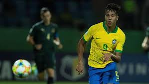 Kaio jorge (born 24 january 2002) is a brazilian footballer who plays as a striker for brazilian club santos. Kaio Jorge The Versatile Brazilian Talent Cricketsoccer