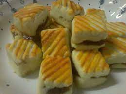 Resepi tart nenas gulung, adalah antara kuih raya yang paling popular dan disukai ramai. Kuali Mama Resepi Biskut Tat Nenas Kiub 225g Butter Facebook