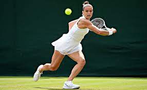 Γράφει ιστορία η μαρία σάκκαρη. H Maria Sakkarh Pozarei Me Magio Kai Den Yparxoyn Le3eis Gia To Kormi Ths To10 Gr