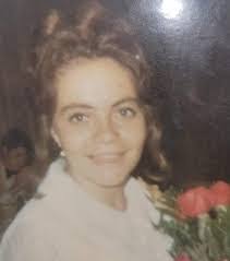 Susan Neri's Instagram, Twitter & Facebook