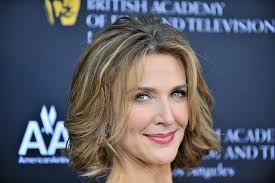 Watching the last episode and my boyfriend pointed out that Mary Alice  looks like all the girls (Bree, Susan, Gaby, Lynette) mixed together. I  morphed all their faces, what do you think? :