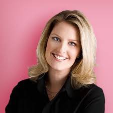 Tamara Kerr's Instagram, Twitter & Facebook