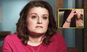 Photo of Robyn in her diesel modeling era