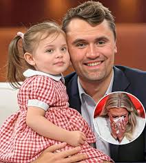 A FATHER'S FINAL LOOK — CHARLIE KIRK'S LAST MOMENT WITH HIS DAUGHTER LEFT THOSE NEAR HIM IN TEARS 🕊️ He didn't speak. He didn't need to. In his final moments, Charlie Kirk