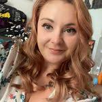 Sonya Moeller's Instagram, Twitter & Facebook