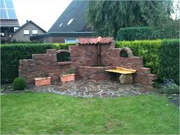 Ruinenmauer Im Garten Mauer Selber Bauen Elegantes Wohnzimmerz Hochbeet Aus Ruinenmauer Gestaltung Materialien Steinmauer Garten Gartenmauern Sitzecken Garten