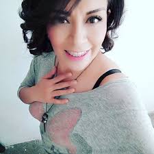 Monse Ruiz 😘🌹 (@monserratruiz1)