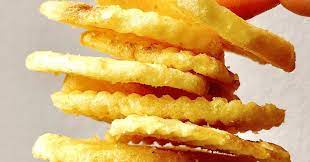 これは美味い 無限に食える セブンの新作ポテチ 信じられないくらい分厚いんです うまい じゃがいも ポテトチップス