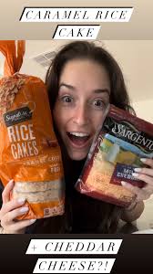 CARAMEL RICE CAKES + CHEESE 🧀?! 🤨 , ., ., ., ., #weirdfoodcombos  #saltysweet #snacktime #mukbang #foodreview #noms #losangelesfood  #foodiesofig