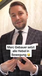 Marc Gebauer verkauft Uhren im Livestream