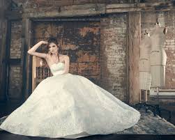 Check spelling or type a new query. Trauhafte Brautkleider Mit Blauen Akzenten Sareh Nouri 2018