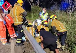 Check spelling or type a new query. Intervencion De Los Bomberos En El Lugar Del Accidente Lamarinaalta Com