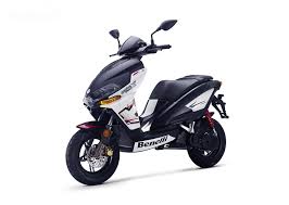 2009 Benelli Qattronove X Image 6