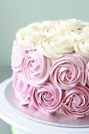 Rose Cake Rose Et Blanc Decoration Gateau Idee Gateau Jolis Gateaux