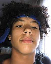 The fade is the most popular teen boy haircut around the world because it works with and elevates any guy's hairstyle. Cute Boys With Wavy Hair 11 Novocom Top