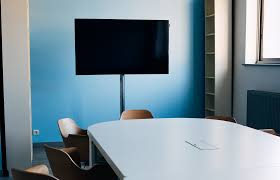 Logitech.com has been visited by 10k+ users in the past month What S The Ideal Conference Room Setup A Quick Guide To Implementing Effective Meeting Room Design