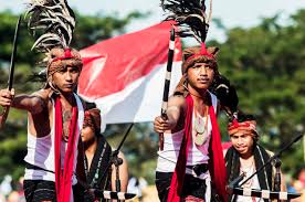 Dengan demikian, game edukasi ayo mengenal ragam budaya indonesia layak untuk digunakan sebagai sarana edukasi siswa dalam mengenal dan mempelajari ilmu pengetahuan sosial khususnya tentang kebudayaan indonesia. Pifaf 2019 Di Polewali Mandar Perkenalkan Ragam Budaya Sulawesi Barat Kepada Dunia Travelmaker Indonesia