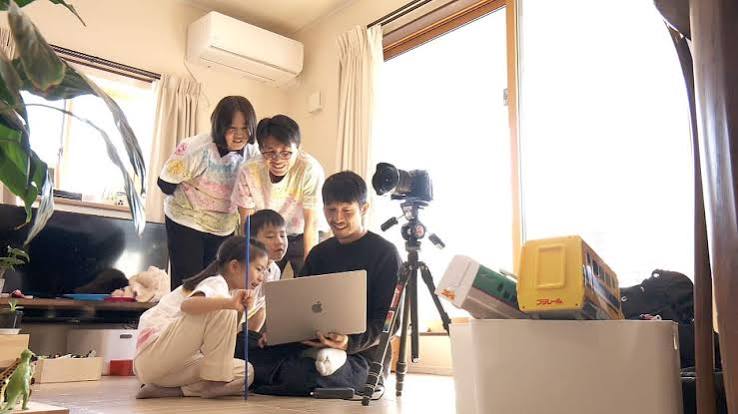 ドキュメント20min. 写真家 浅田政志 “家族の15年”を撮る