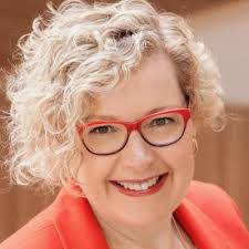 Lorraine Becker's Instagram, Twitter & Facebook