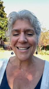 Lilly Fields (@lillyfieldscenter) • Instagram photos and videos