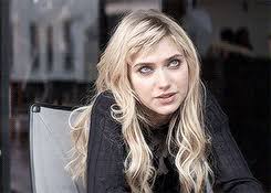 Imogen Poots Daily Persofindie Imogen Poots In That Awkward Moment