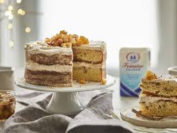 Spekulatius Torte Mit Frischkase Frosting Und Karamellisiertem Apfel Rezept Lebensmittel Essen Spekulatius Rezept Nachspeise